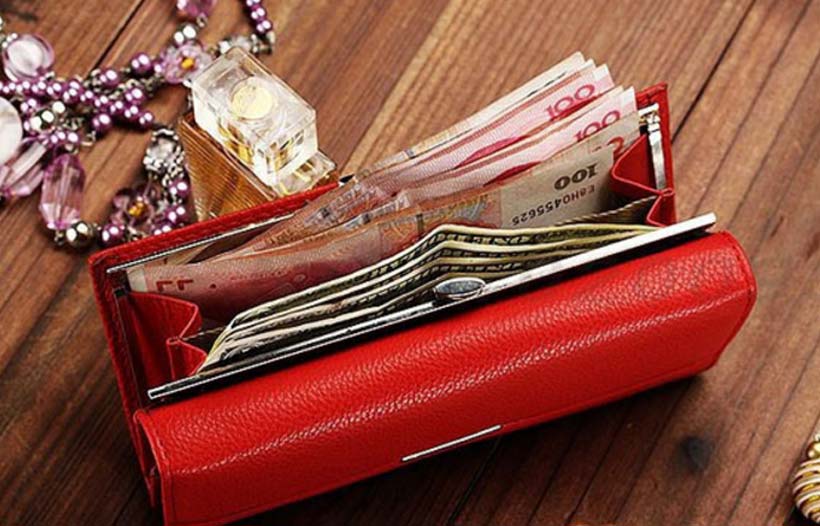 Что положить в кошелек для богатства?
