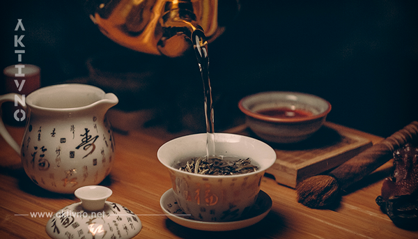 «Почему я перестал пить чай и всем советую…» — Профессор Неумывакин