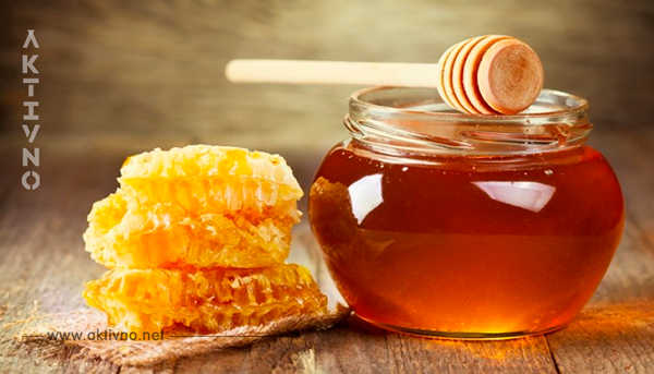 Вот суперский способ отличить настоящий мед от поддельного! 