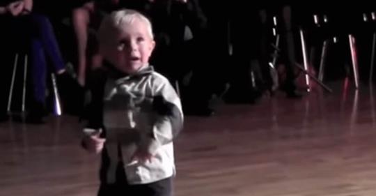 2-х летний танцор Вильям собрал на YouTube 31 миллион просмотров!