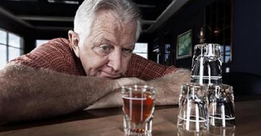 Полный отказ от алкоголя приводит к слабоумию в старости! Вот почему
